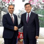 Bakan Kacır, Çinli mevkidaşı Yin Hejun ile bir araya geldi